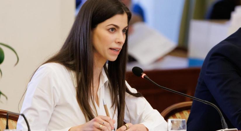 Szentkirályi Alexandra: Karácsony Gergely hazudik és másokra mutogat