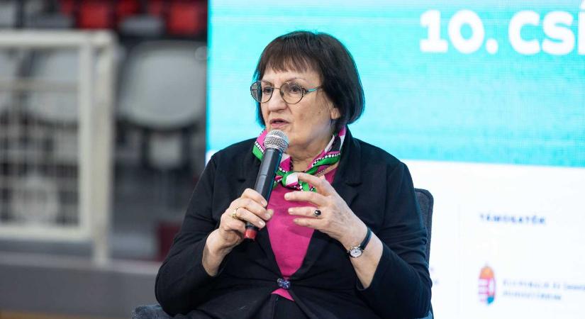 Balla Zsófia: „Tanítani kell a gyerekeket” – Beszélgetés kisebbségi létről, szenvedésről, irodalomról, jövőről