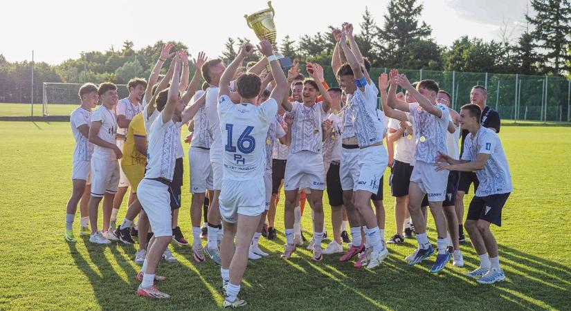 Véget ért a szezon az I. osztályban, a ZTE FC II a bajnok (galériákkal)
