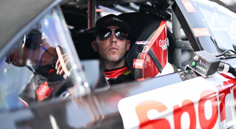 NASCAR: Hamlin kihagyhatja a vasárnapi futamot, Ryan Truex készenlétben