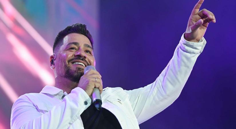 Micsoda véletlen: Caramelt kirakták a TV2-s Megasztár zsűrijéből, majd rájött, hogy itt mindenki f*szfej, csak ő helikopter