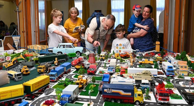 Makett, lego, modell - minden korosztálynak fotók, videó