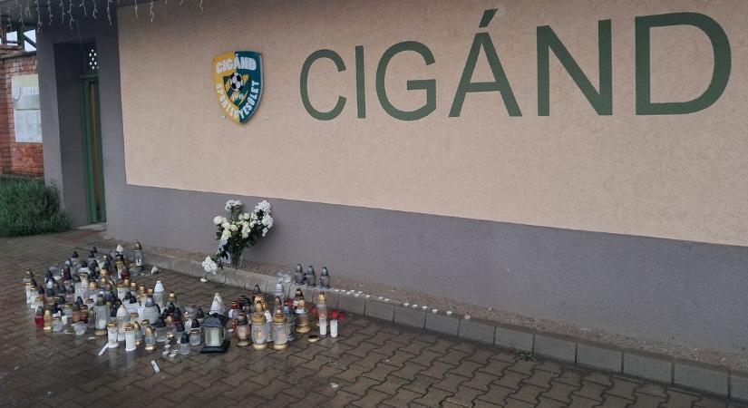 Halálos baleset a focimeccsen - megható, ahogy iskolája búcsúzik a gimnazista Mátétól