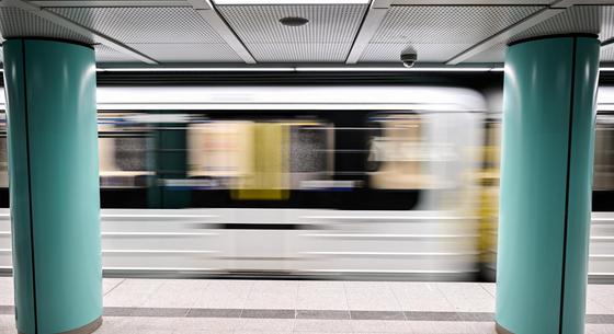 Mától tovább járnak a metrók