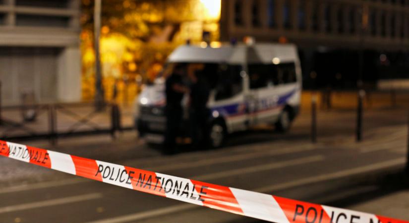 Tömegbe hajtott egy autó a PSG-szurkolók győzelmi ünneplése közben