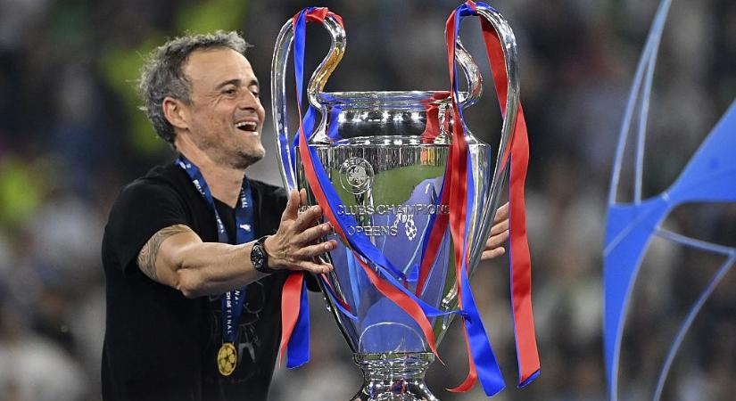 Könnyfakasztó módon ünnepelte a BL-győzelmet Luis Enrique és a PSG-ultrák - fotó
