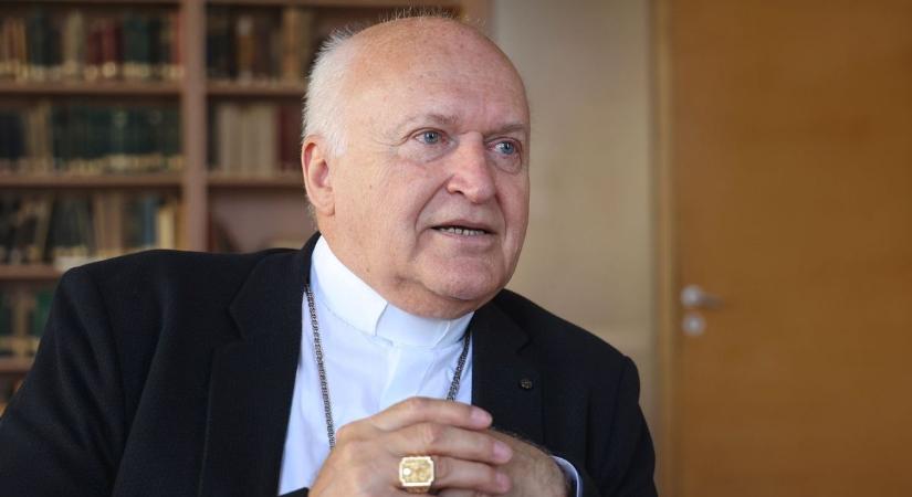 Részt vett a pápaválasztó konklávén, IX. Leóval ült egy asztalnál