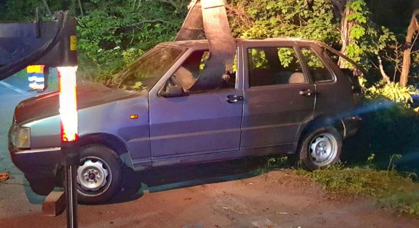 Ittas lehetett a sofőr: hatalmas bajt csinált – Sokkoló FOTÓK