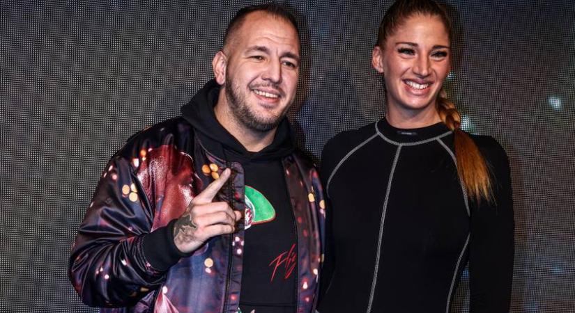 Curtis menyasszonya az új frizurával felismerhetetlen: mint egy szirén, úgy néz ki