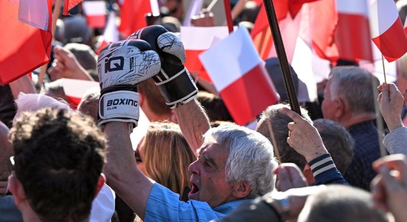 Nem bírta ki a nemzetközi média magyarozás nélkül a lengyel elnökválasztási izgalmakat