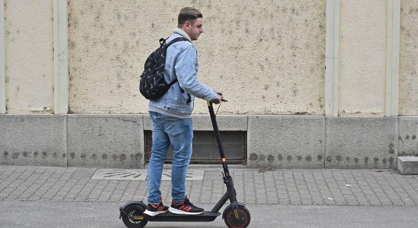 Mi lesz, ha megfogják a rollerest gyorshajtásért?