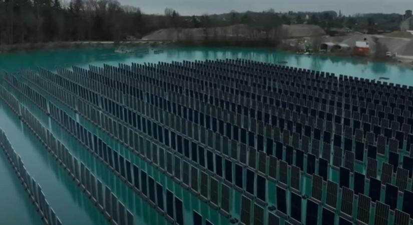 Függőlegesen szerelik a napelemeket – Vajon megőrültek? VIDEÓ