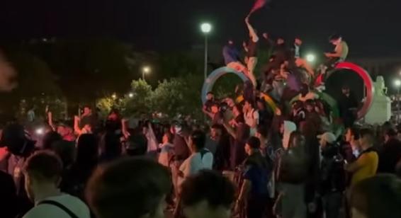 Halálos áldozatai is vannak a PSG BL-győzelme utáni ünneplésnek Párizsban