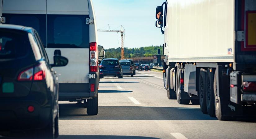 Ennek sokan nem fognak örülni, közeleg a kötelező rendszámcsere határideje