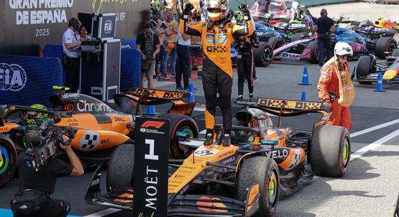 Sima McLaren-kettősgyőzelem a Spanyol Nagydíjon, Verstappen egy szabálytalanságával eldobott 14 pontot