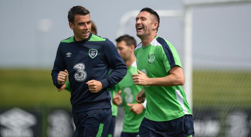 A Fradi-edző fiát és Robbie Keane volt csapattársát is bevethetik Magyarország ellen