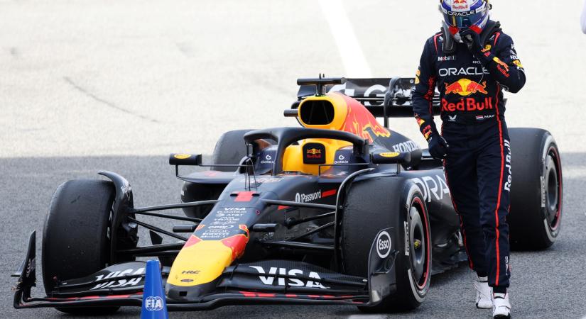 F1: Egy hajszálra az eltiltástól Verstappen