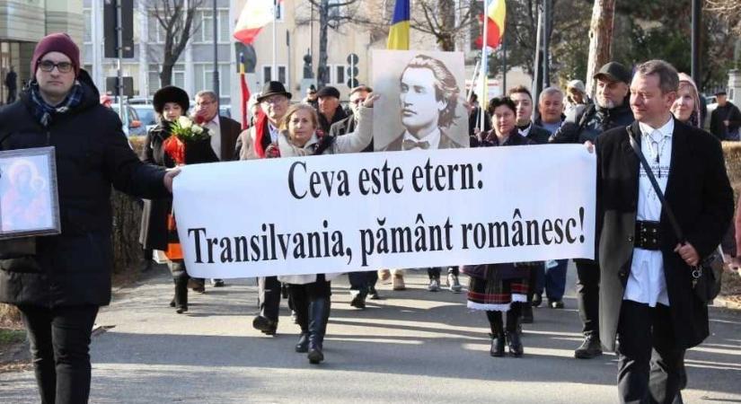 Megint az úzvölgyi temetőben jártak Târnoveanuék