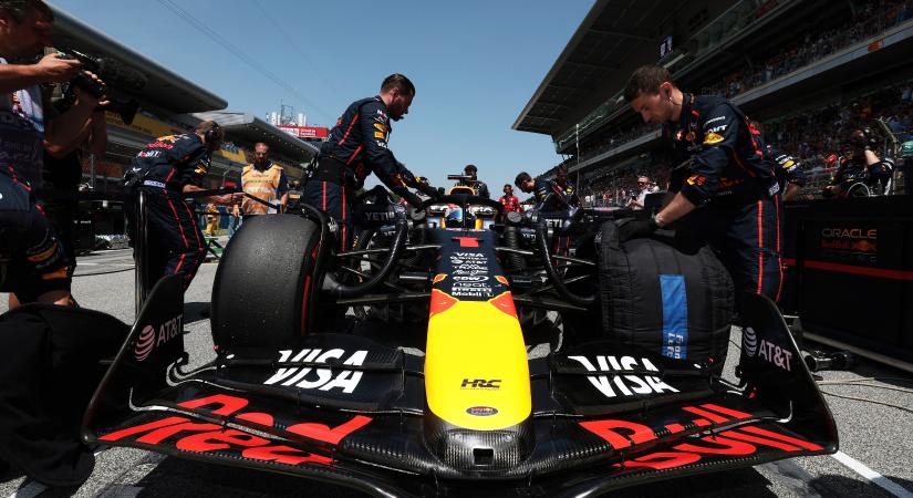 F1: Így rontotta el Verstappen versenyét a Red Bull