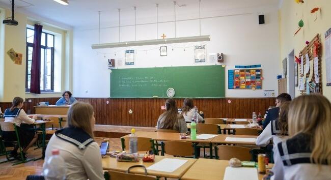 Érettségi - Június 3-tól a szóbelivel folytatódnak az érettségi vizsgák