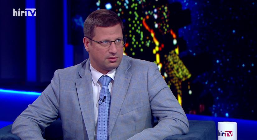 Bayer show – Gulyás Gergely: minden tagállam számára tragikus lenne, ha Ukrajna uniós taggá válna  videó