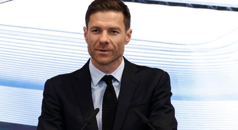 Xabi Alonso berúgja az ajtót, ennek a két klasszisnak távoznia kell a Real Madridtól