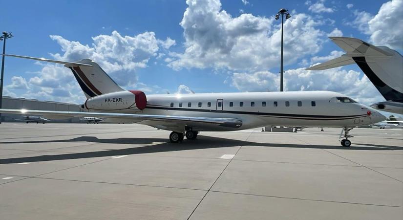 Bővült a NER kedvenc repülős cégének flottája: regisztrálták az első magyar Bombardier Global luxusgépet