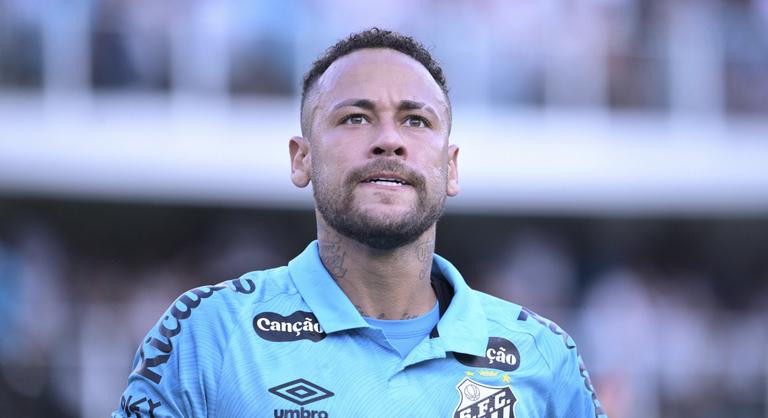 Neymart pofozza az élet: olyasmiért állították ki, amiért nem szokás