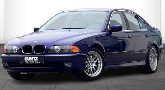 7 ezer kilométerrel árulnak egy 27 éves remek BMW 528i-t