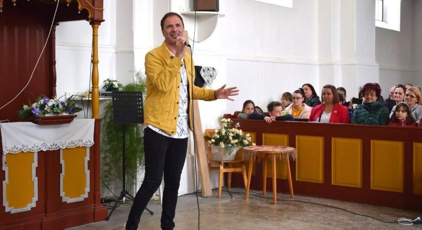 Pintér Béla visszavonul a nyilvánosságtól, döntése mögött szomorú indok húzódik