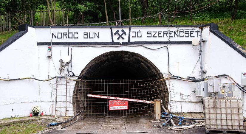 További házak kiürítését rendelték el Parajdon