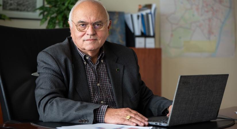 Készen áll, mégsem működhet: miért gáncsolja a kormány az újbudai sebészetet?