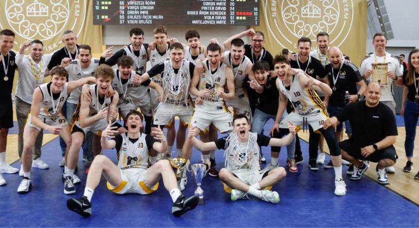 Magyar bajnok a DEAC U21-es csapata