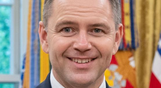Az EU-ellenes, holokausztrevizionista Karol Nawrocki nyerte a lengyel elnökválasztást