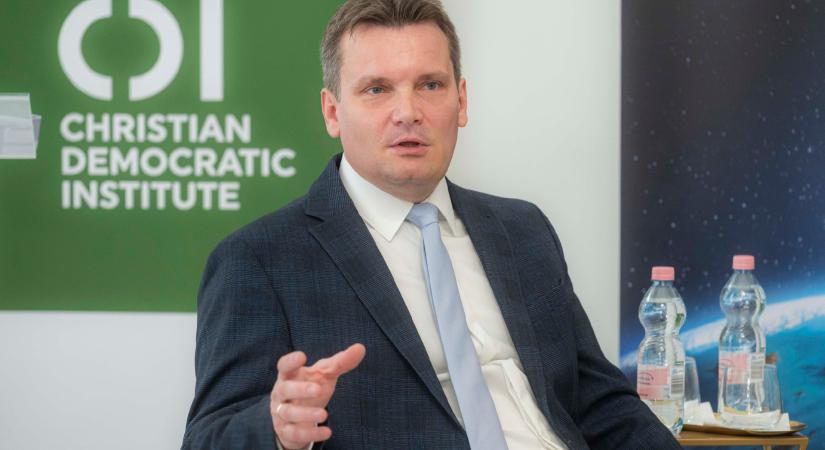 Új politikai közösséget indít Gaal Gergely