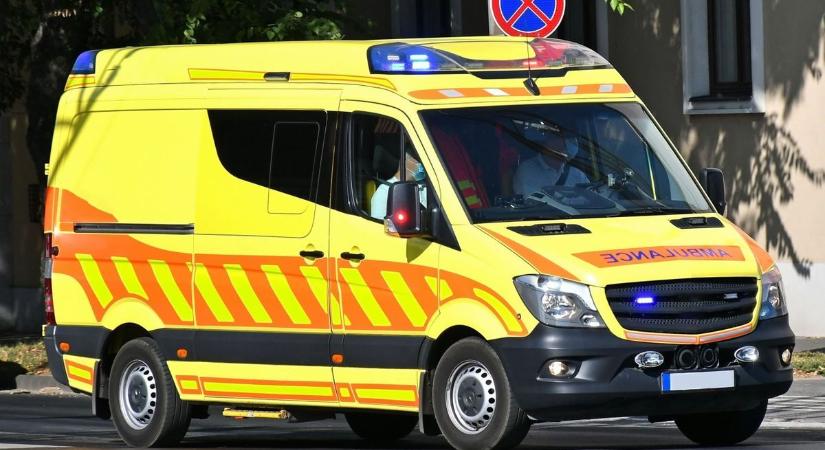 Mérgező gáz terjedt egy kecskeméti lakásban, riasztották a mentőket
