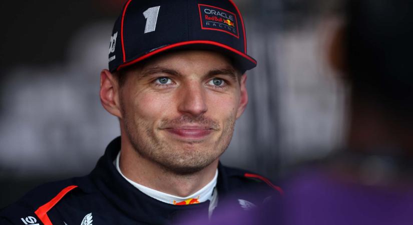 Verstappen rövid üzenetben ismerte el, hibázott, amikor nekiment Russellnek