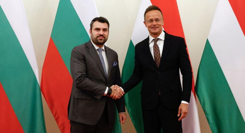 Szijjártó: Ukrajnával szemben Bulgária megbízható tranzitállam (videó)