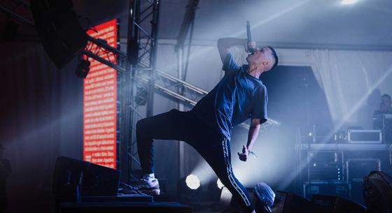 Gyula fideszes polgármestere kiállt a városban tartott Pogány Induló-koncert mellett