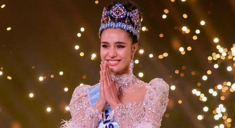Fehérneműre váltott a Miss World 2025 vadító nyertese, ennél szexibbet nem látsz