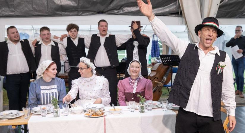 Így ültek lakodalmat 100 éve Zalában, tudod, mi volt a desszert?