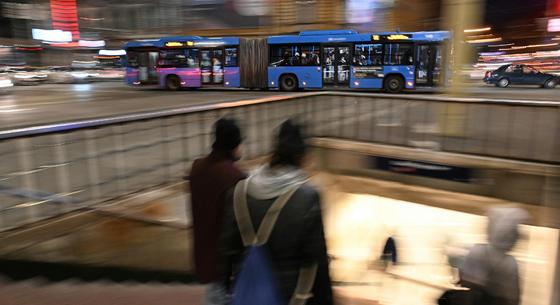 Sztrájkbizottságot alakítanak a fővárosi cégeknél működő szakszervezetek