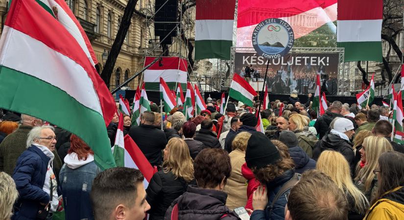 21 Kutatóközpont: Zuglóban kétszer annyian szavaznának a Tiszára, mint a Fideszre