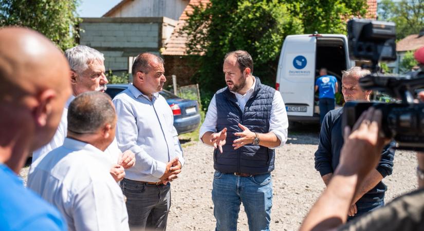 Nacsa Lőrinc vitt gyorssegélyt Székelyföldre (VIDEÓ)