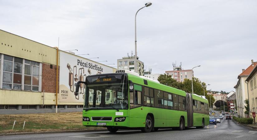 Letöltendő börtönt kért az ügyész a pécsi buszper két vádlottjára, ügyben vélhetőleg szerepet játszó politikusok nincsenek veszélyben