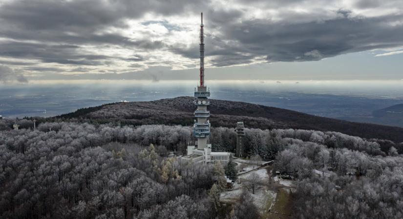 Eladó a Kékestető antennatornya