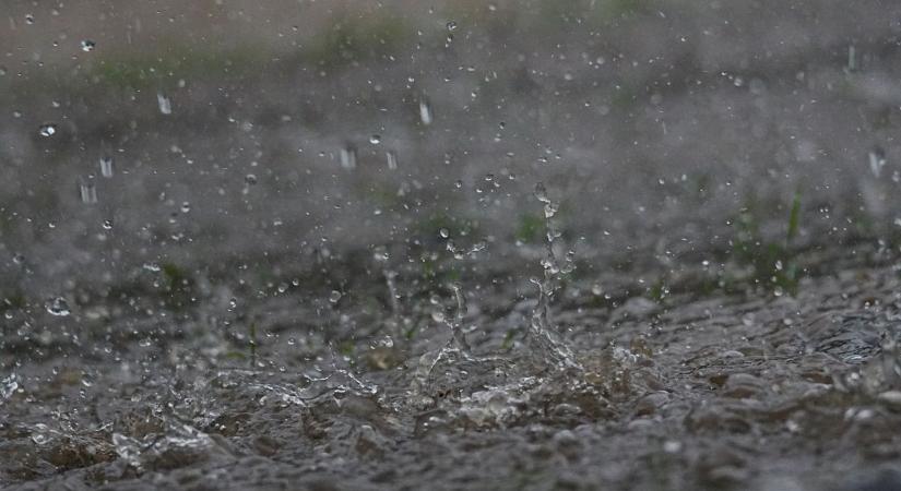 Kiadták a riasztást! Térképen mutatjuk, mi mossa el a nyári hőséget