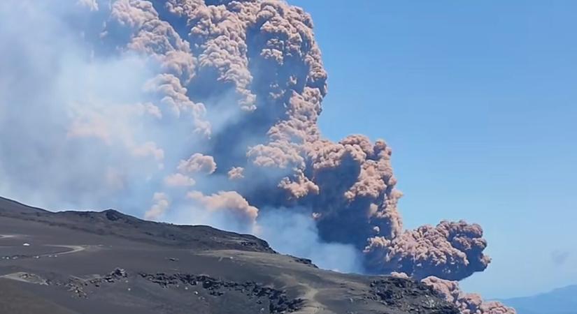 Kitört az Etna, menekülnek a turisták