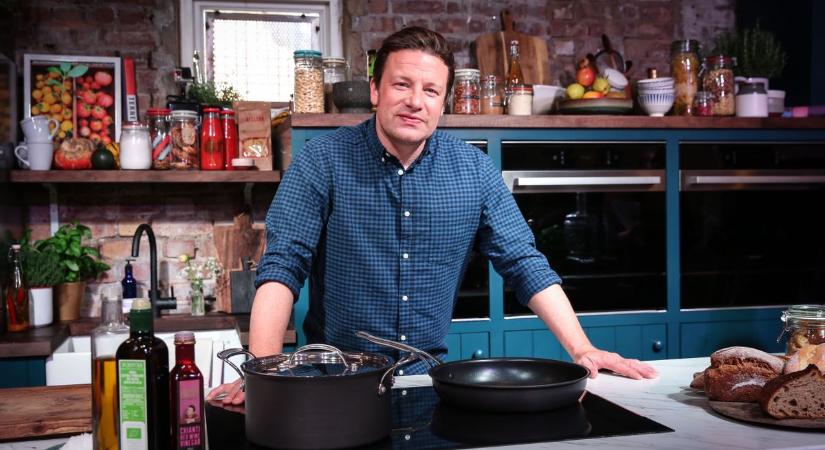 Jamie Oliver értéktelennek és butának tartotta magát a rendellenessége miatt