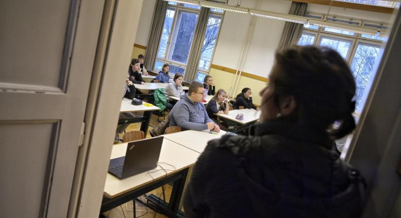 Hány percesek és hány pontosak a szóbeli érettségik közép- és emelt szinten?